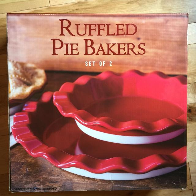 Ruffled Pie Bakers Set of 2