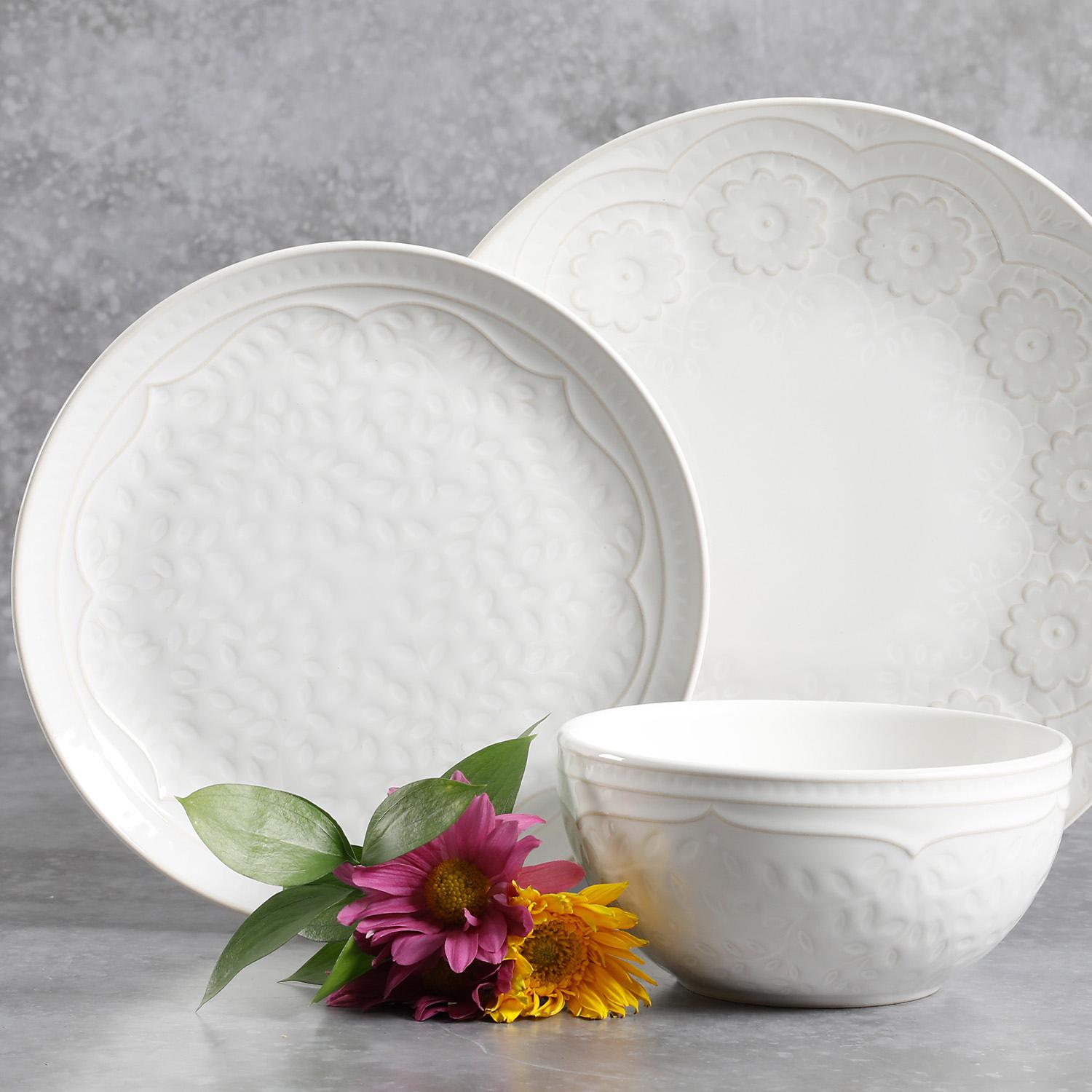 Gibson Elite Alemany 18 Piece Dinnerware Set - Linen