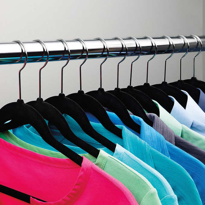 35 Non-Slip Hangers